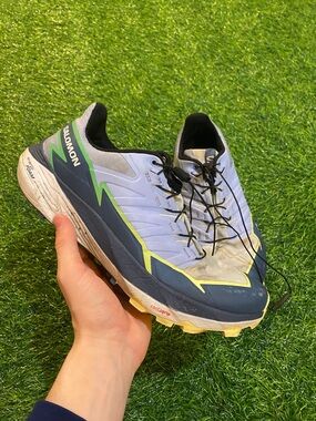 Salomon Women's thundercross trail running sneaker shoes size 9